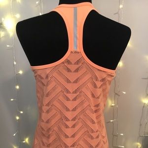 Under Armour workout tank large